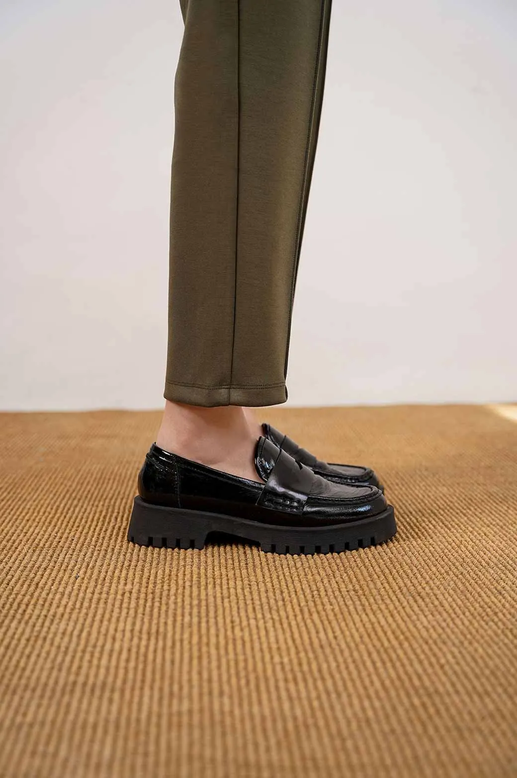 CHUNKY PATENT LOAFERS