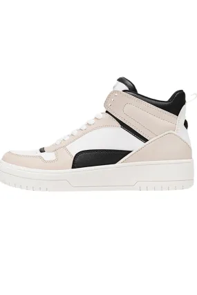 High Ankle Sports Shoes with Decorative Pieces
