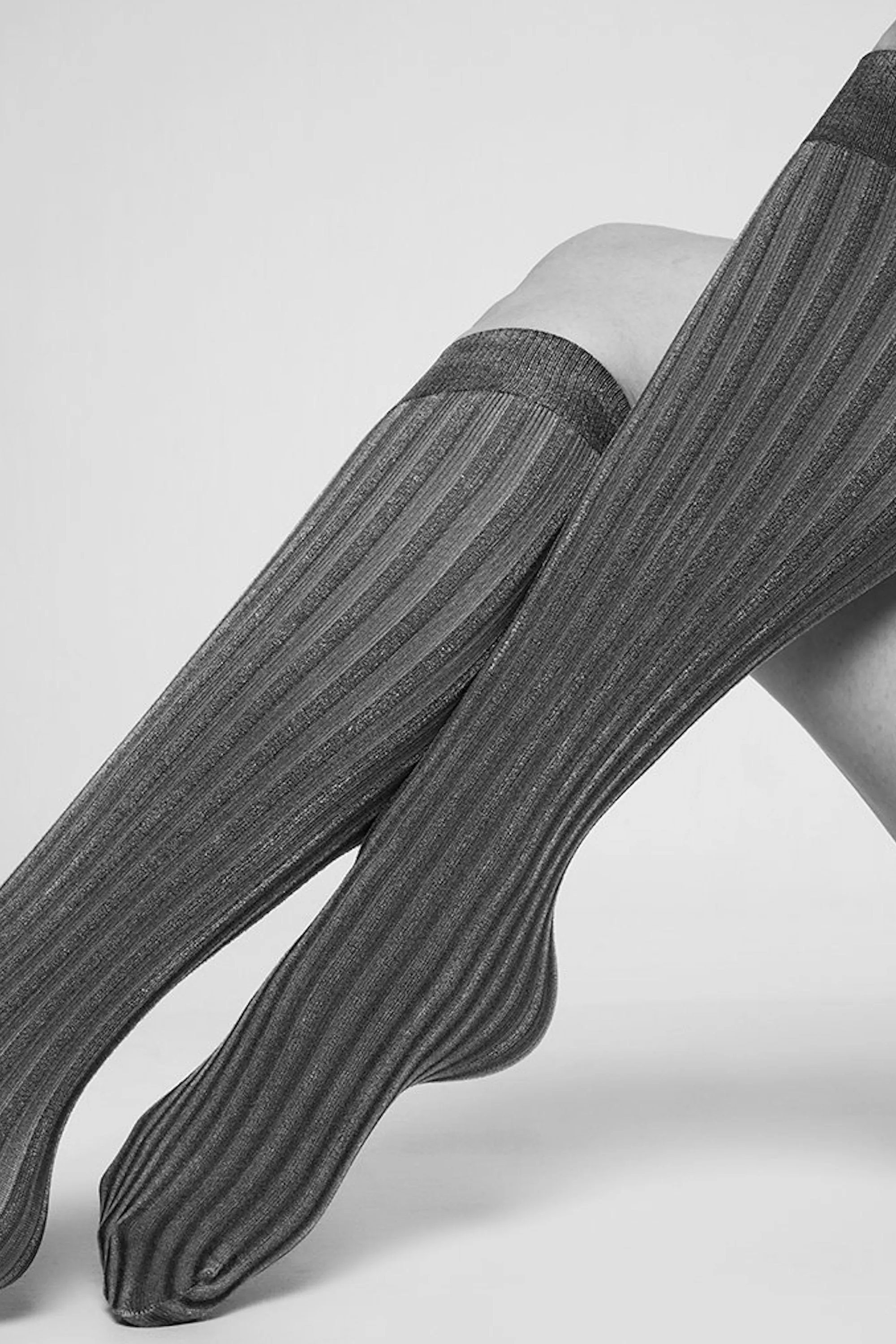 hilda shiny knee-high