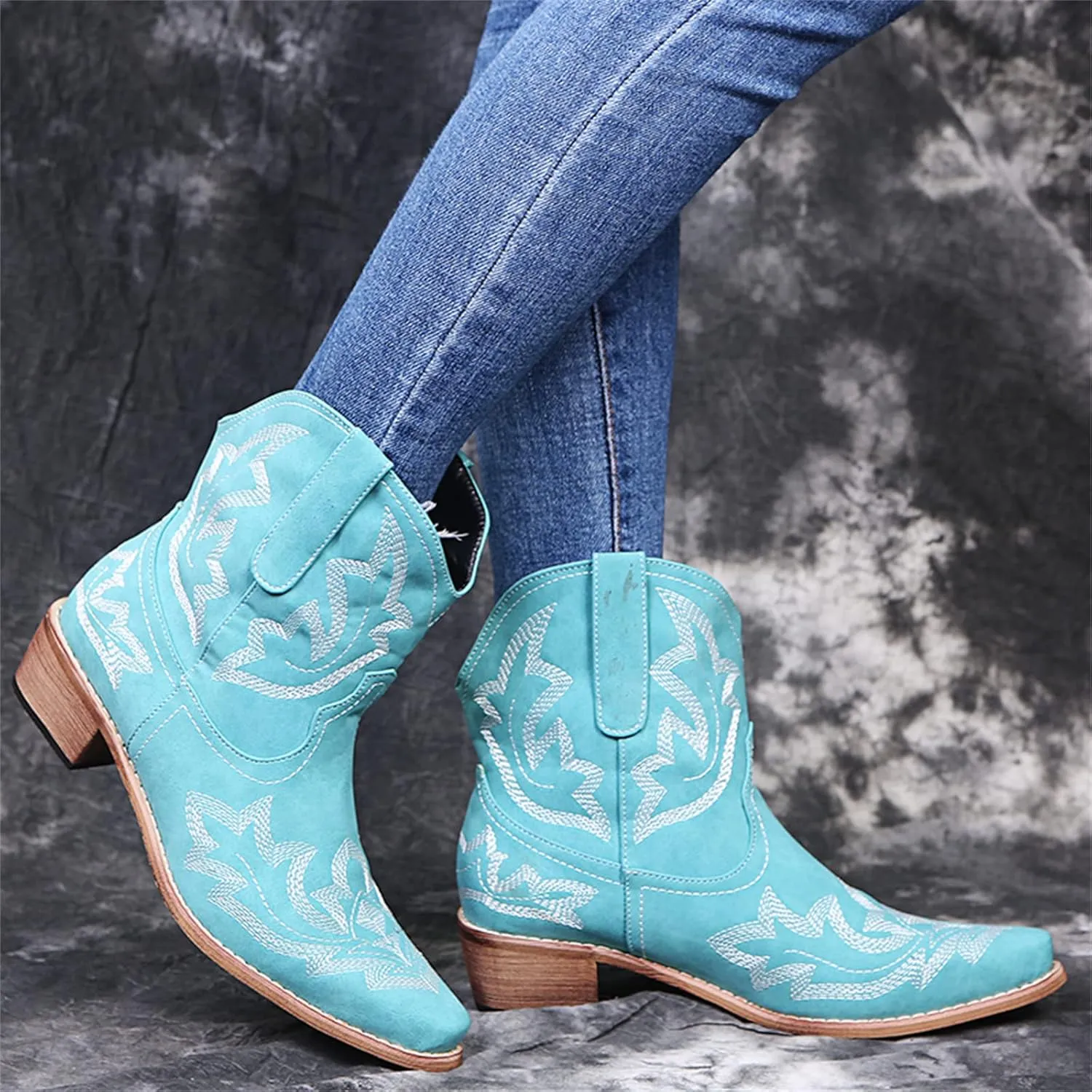 Lausiuoe Boots For Women Cowboy Style Wide Calf Cowgirl Western Embroidery Low Heel Knee High Fashion Chunky Boots