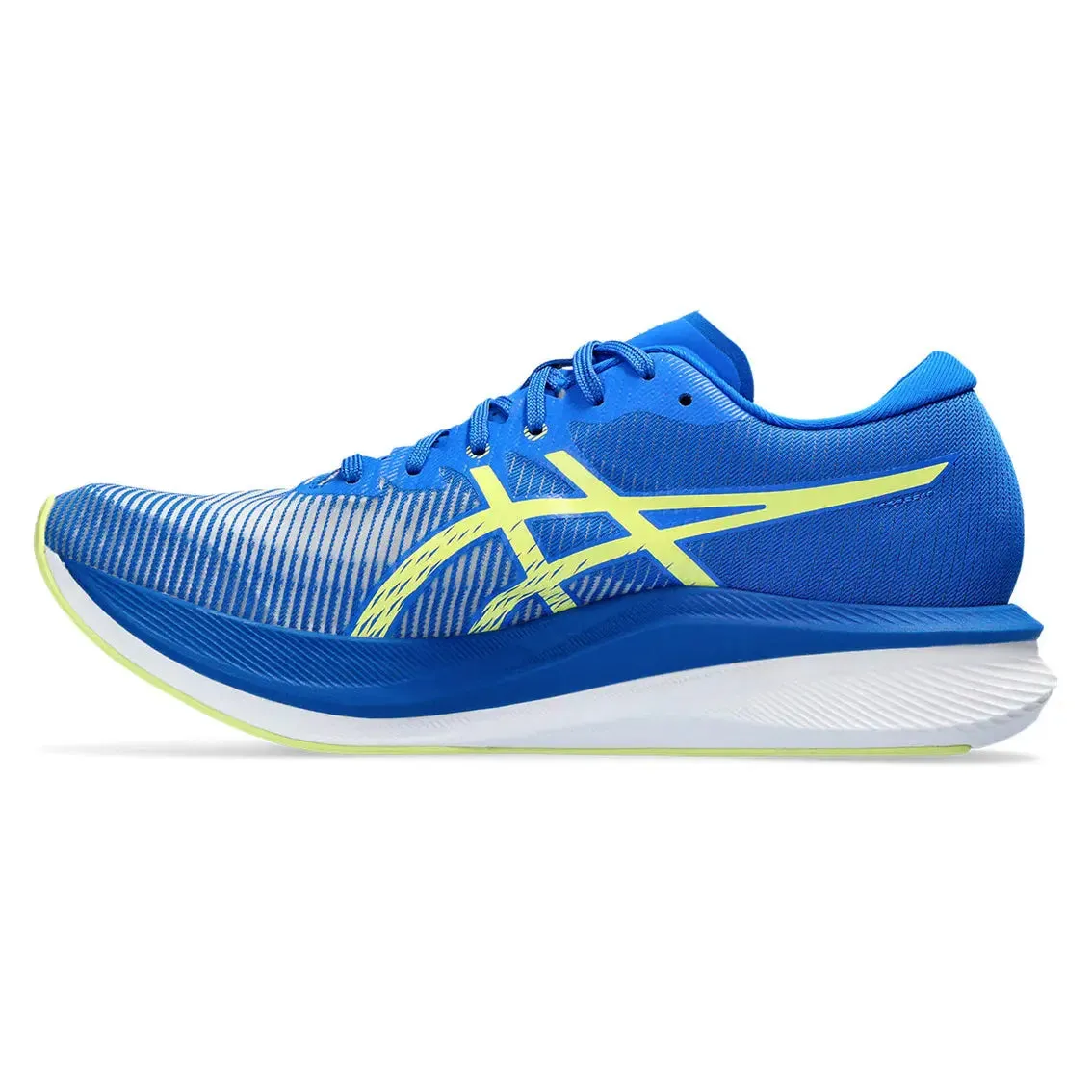 Here is an optimized title with modifiers for the product:

Mens ASICS Magic Speed 3 Running Shoes - Lightweight, Breathable, High-Performance Athletic Footwear

This title includes descriptive modifiers that highlight key features of the product.