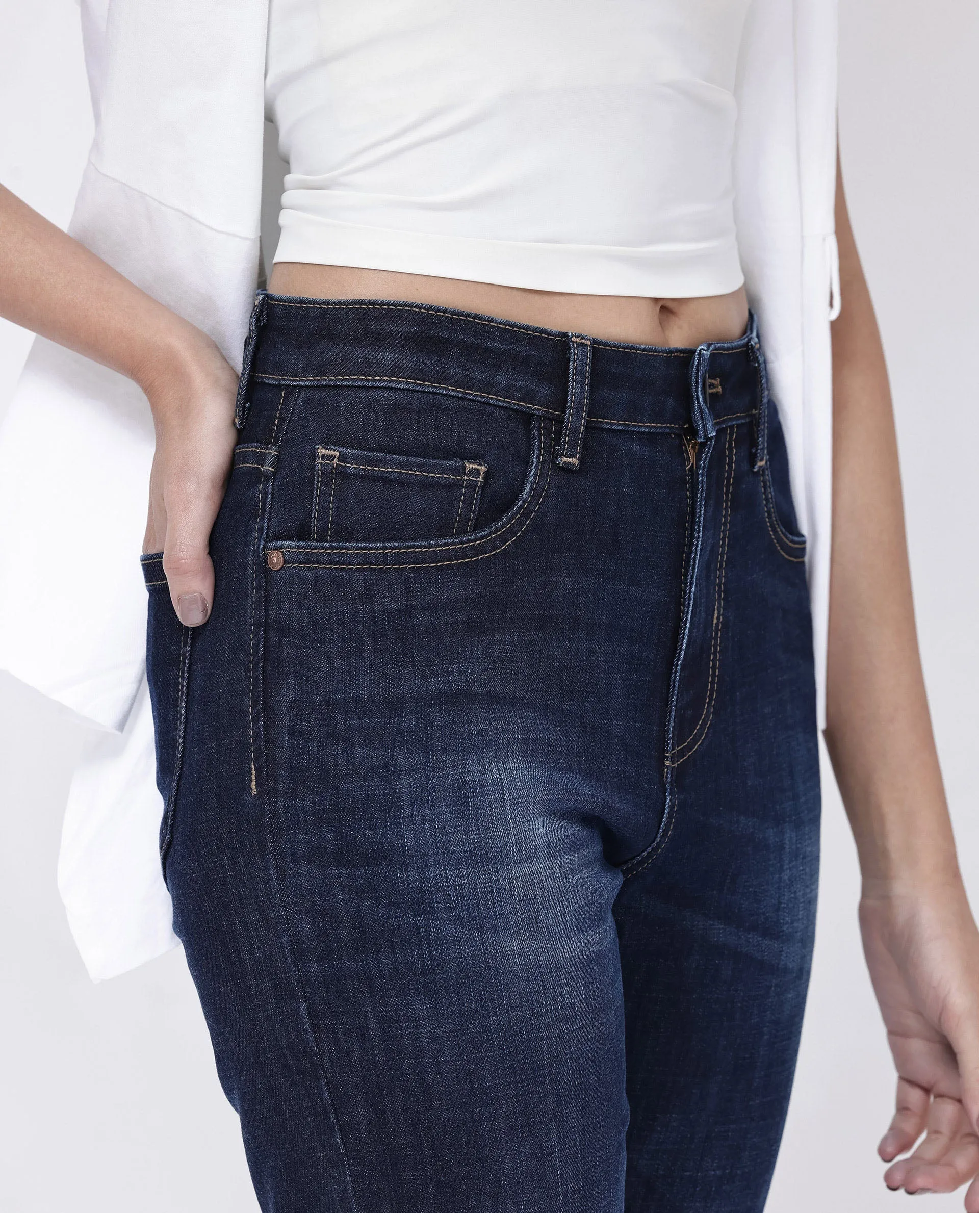 Rareism Women Zaisho Dark Blue Cotton Elastane Fabric Solid Regular Length Jeans